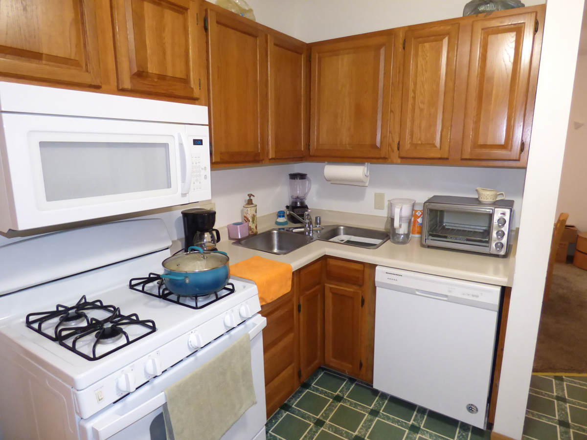 329 Exchange Street, Sycamore, IL 60178