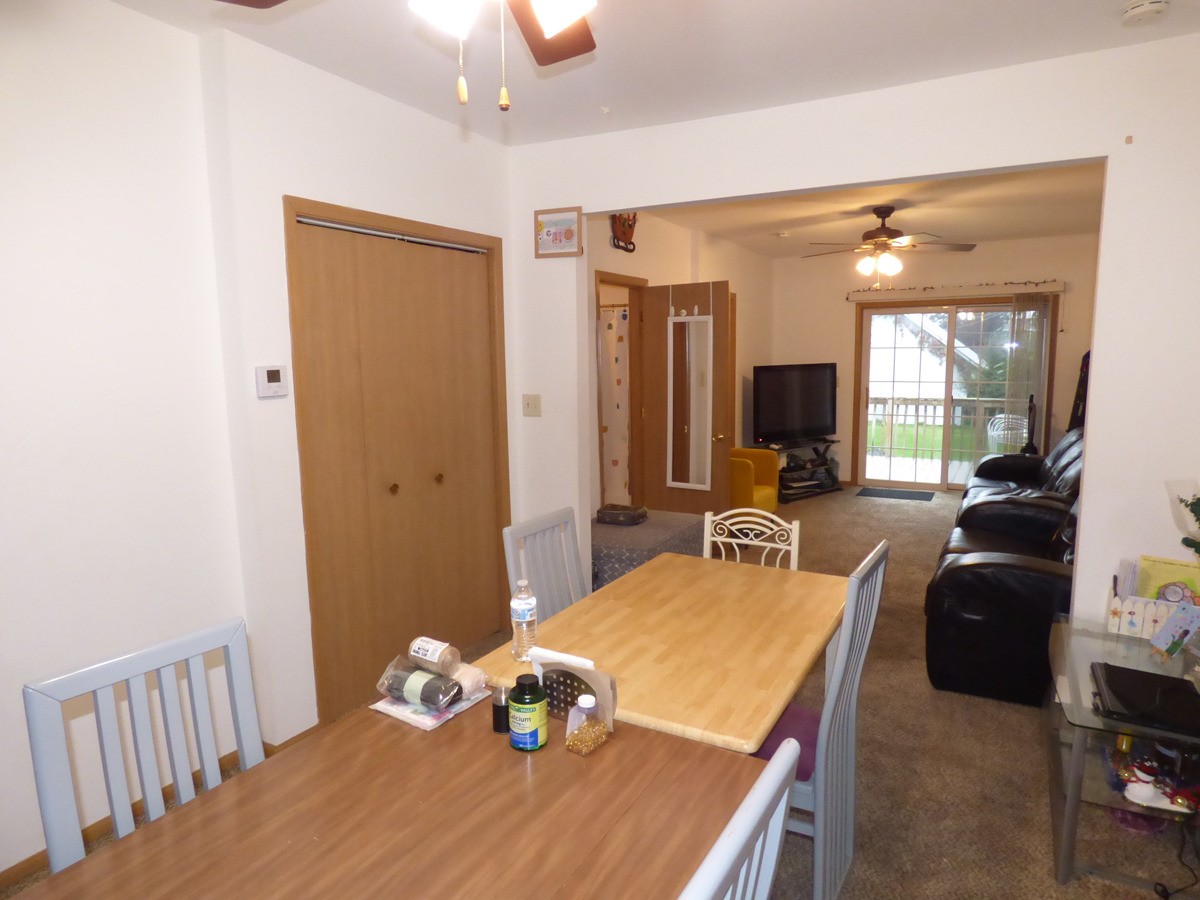 329 Exchange Street, Sycamore, IL 60178