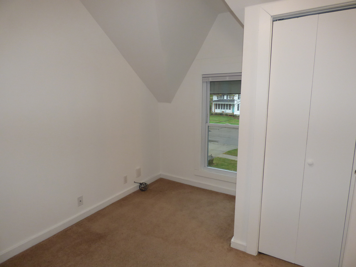 329 Exchange Street, Sycamore, IL 60178