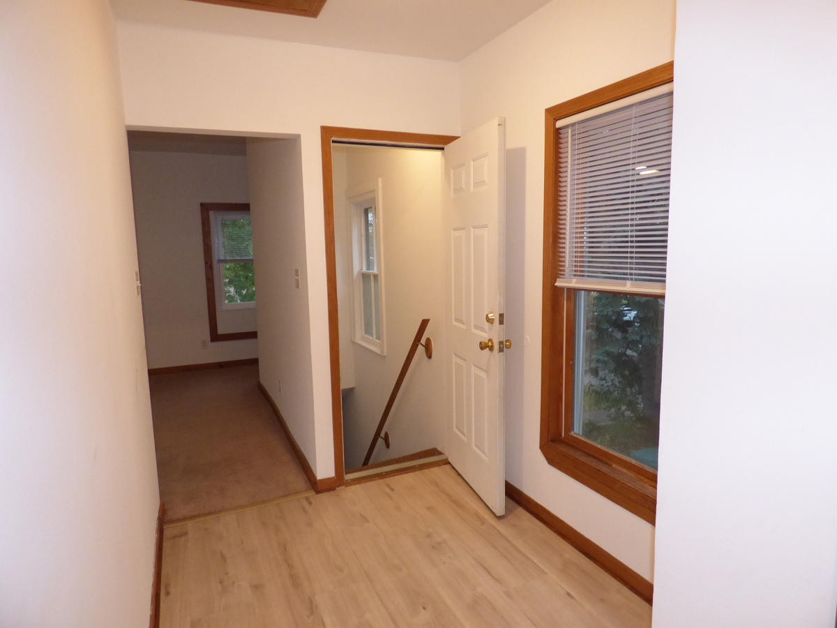 329 Exchange Street, Sycamore, IL 60178