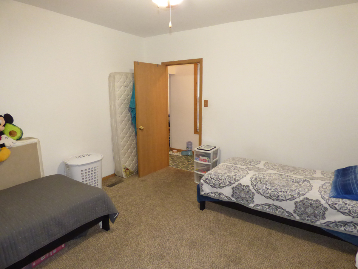 329 Exchange Street, Sycamore, IL 60178