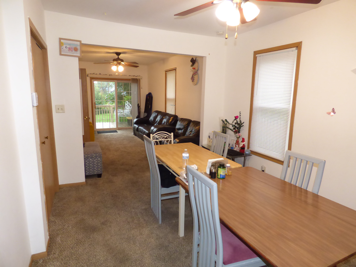 329 Exchange Street, Sycamore, IL 60178