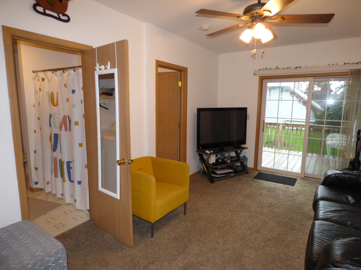 329 Exchange Street, Sycamore, IL 60178