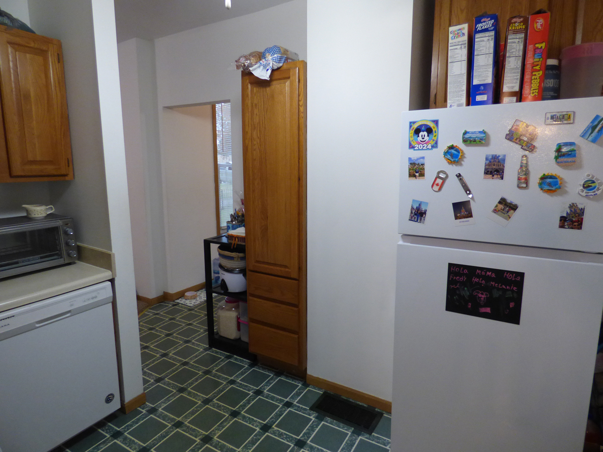 329 Exchange Street, Sycamore, IL 60178