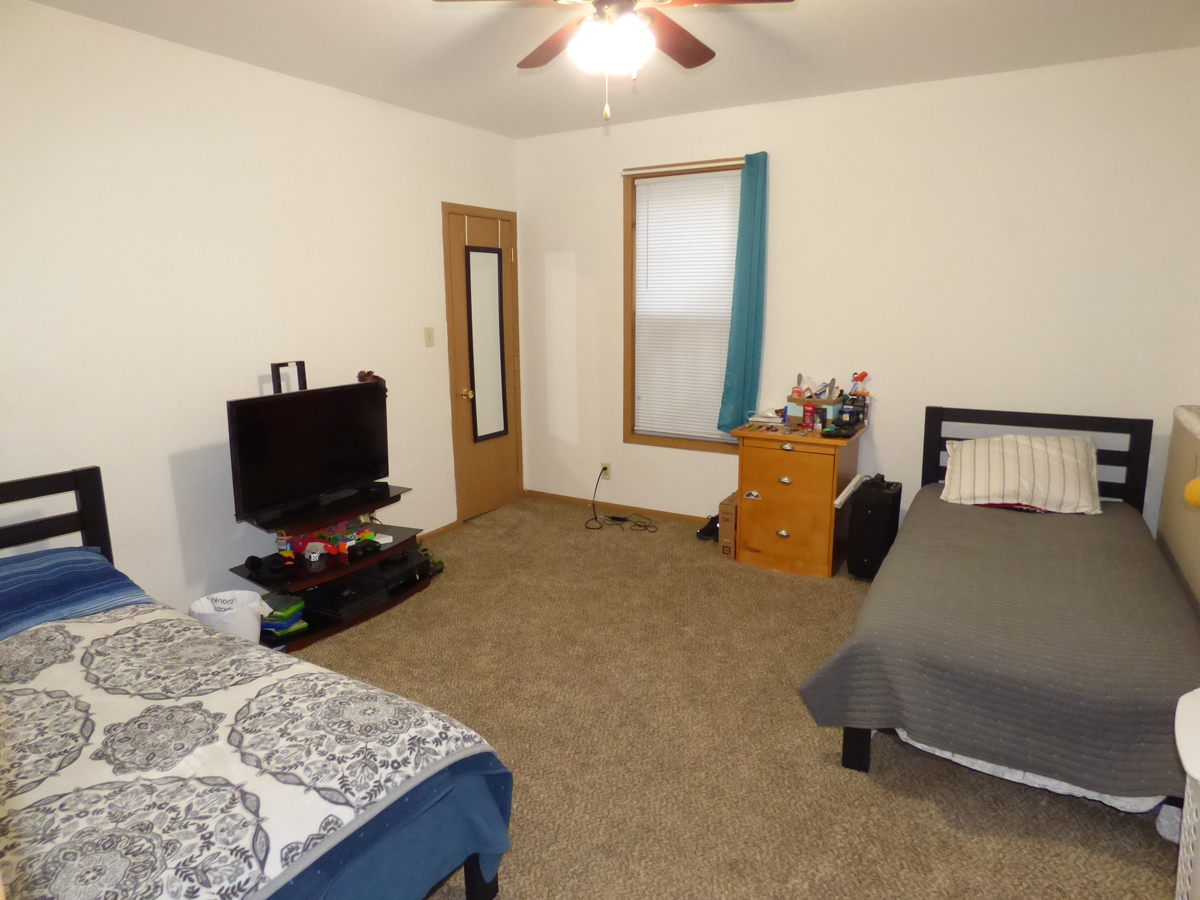 329 Exchange Street, Sycamore, IL 60178