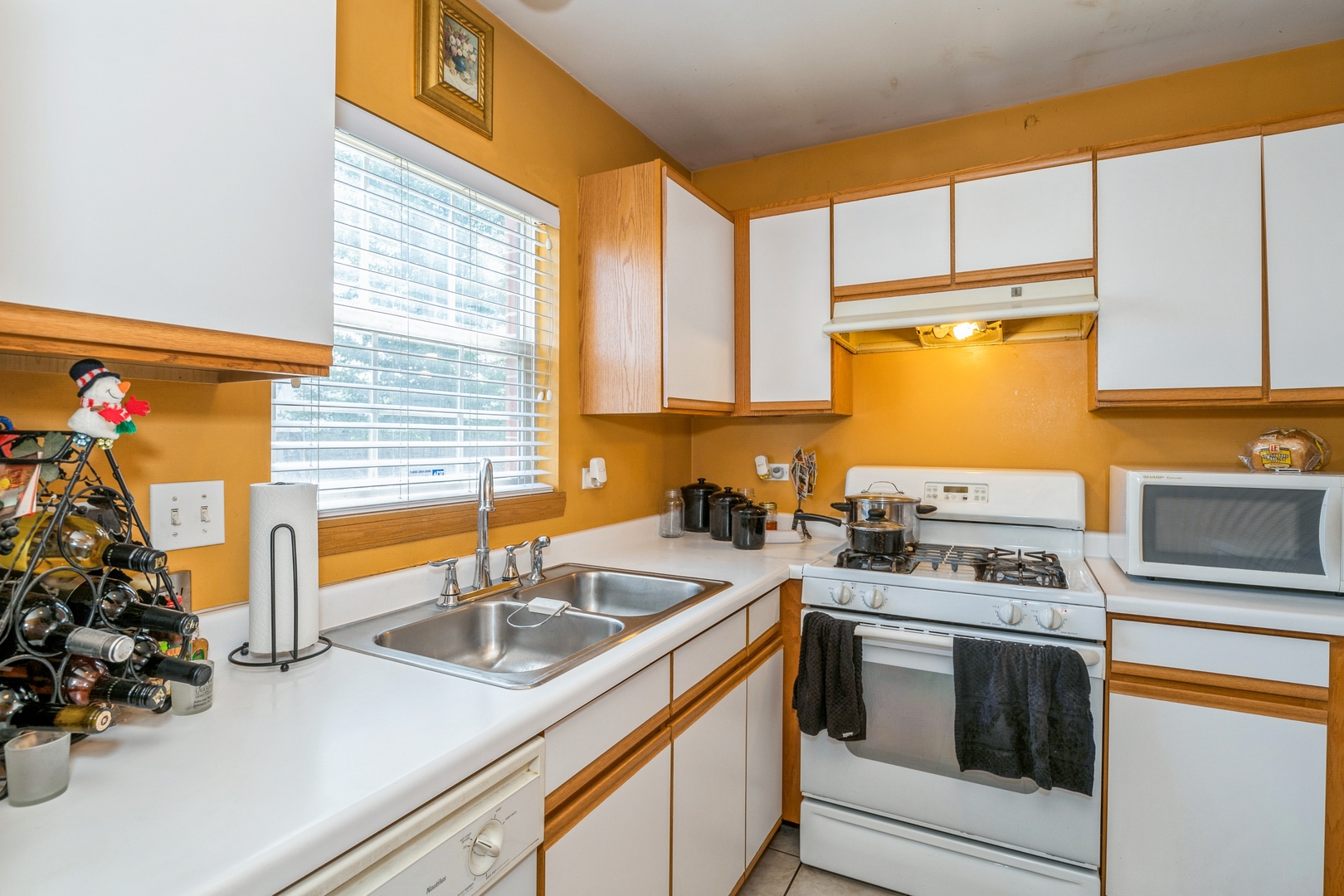 1544 Anderson Trail, Zion, IL 60099