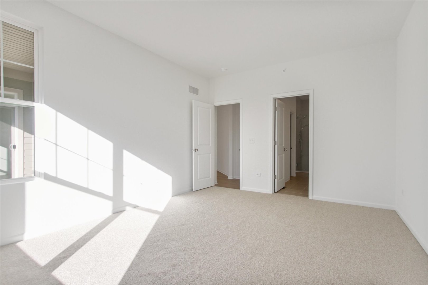 38 Tournament Drive, Hawthorn Woods, IL 60047