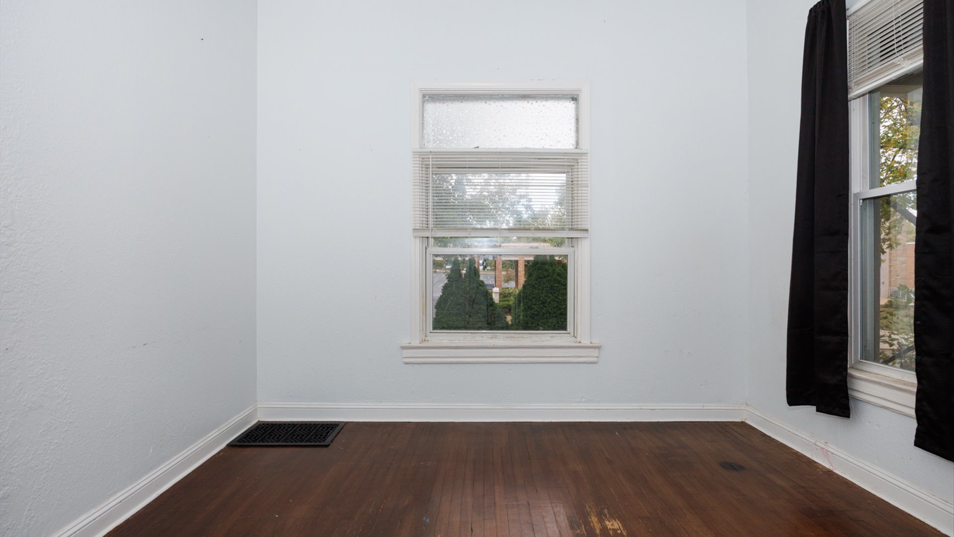 802 S Madison Street, Bloomington, IL 61701