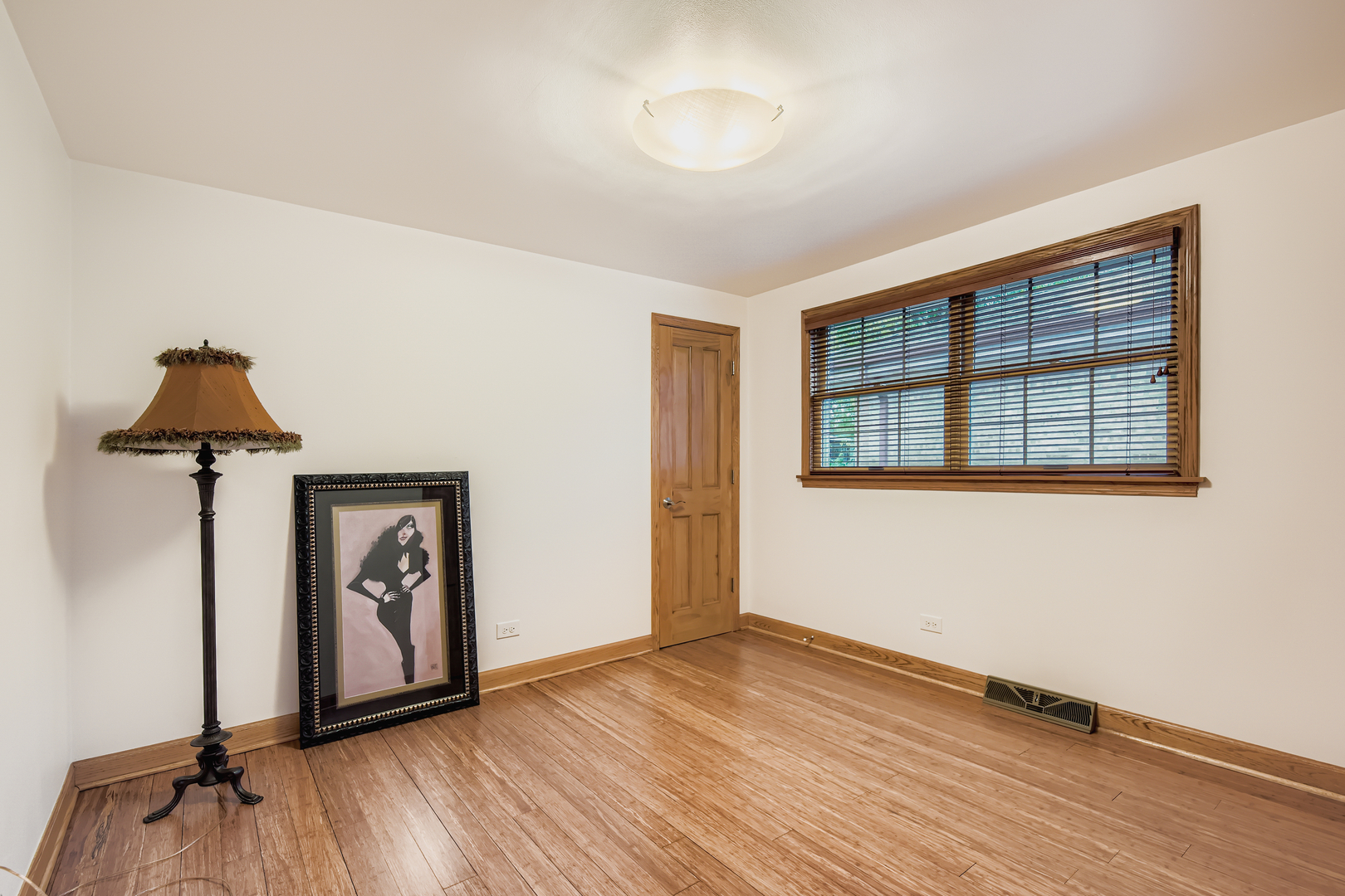 11130 S Whipple Street, Chicago, IL 60655