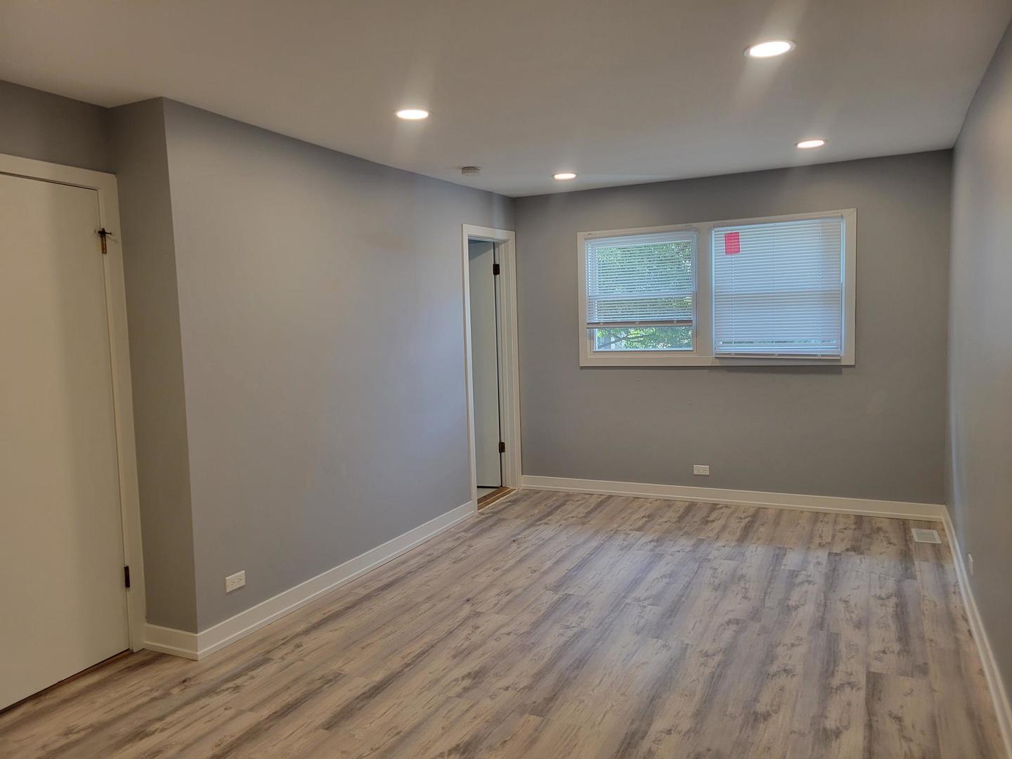 1001 E Callero Circle #1, Mount Prospect, IL 60056