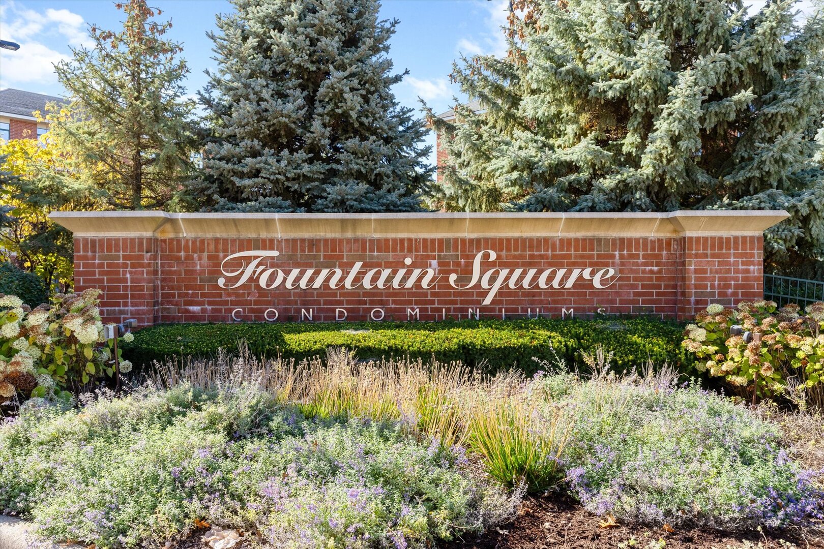 845 E 22nd Street #b105, Lombard, IL 60148