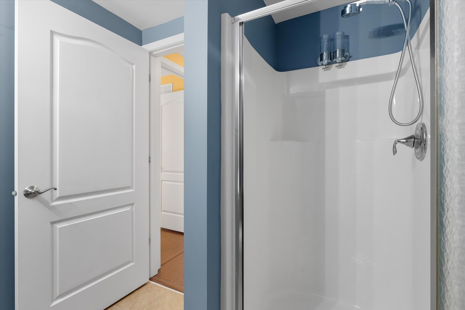 845 E 22nd Street #b105, Lombard, IL 60148