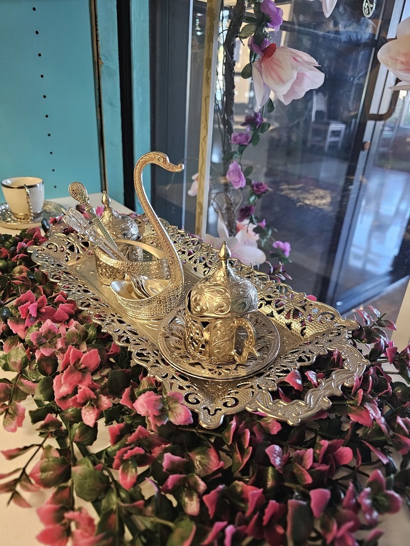 5441 N East River Road #106, Chicago, IL 60656