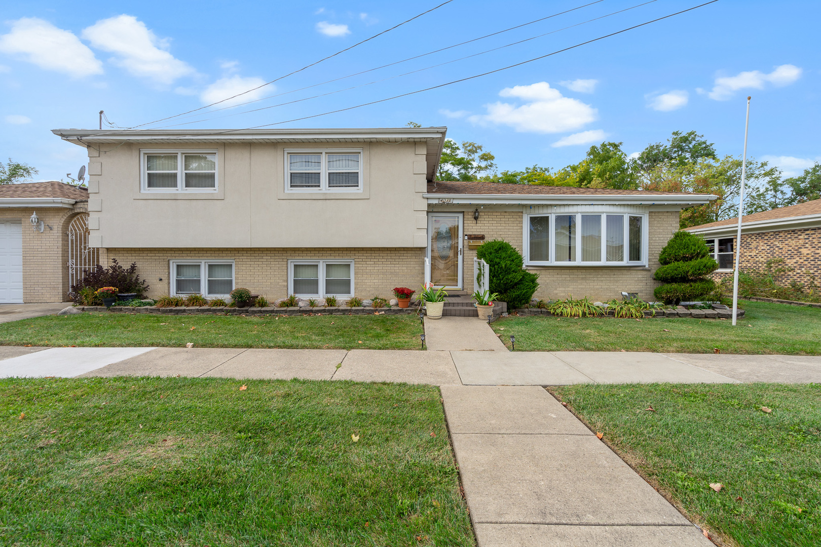 4038 Denley Avenue, Schiller Park, IL 60176
