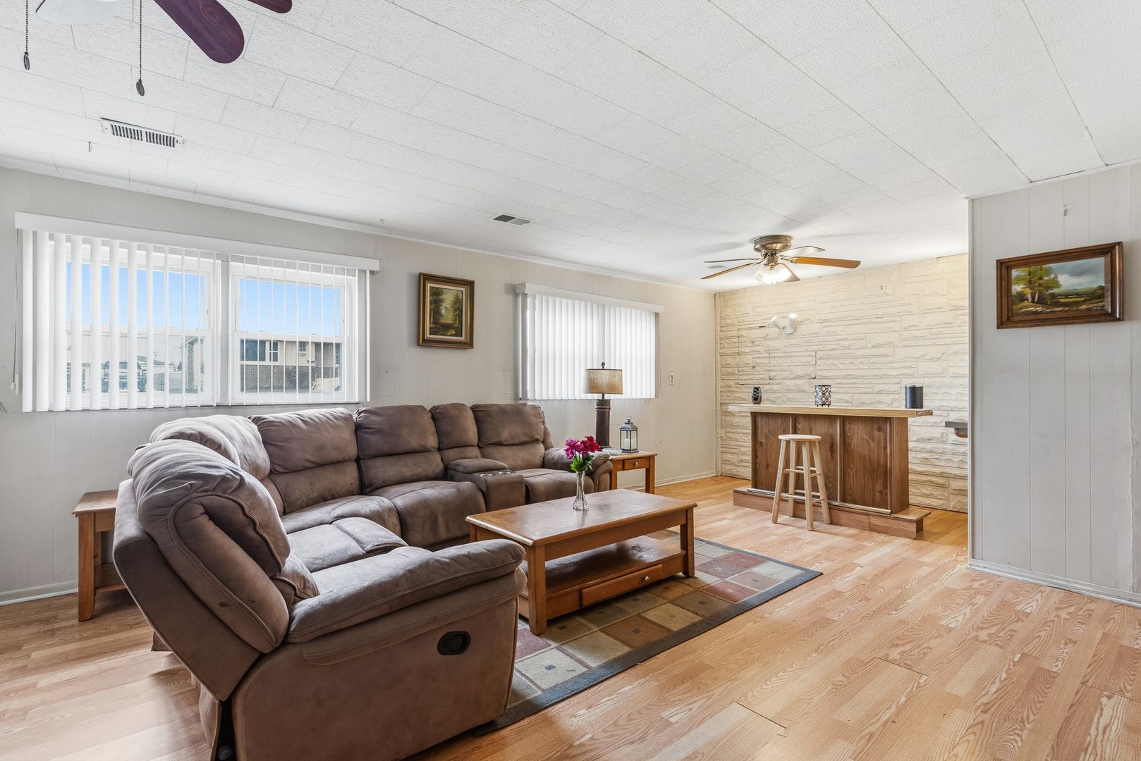 4038 Denley Avenue, Schiller Park, IL 60176