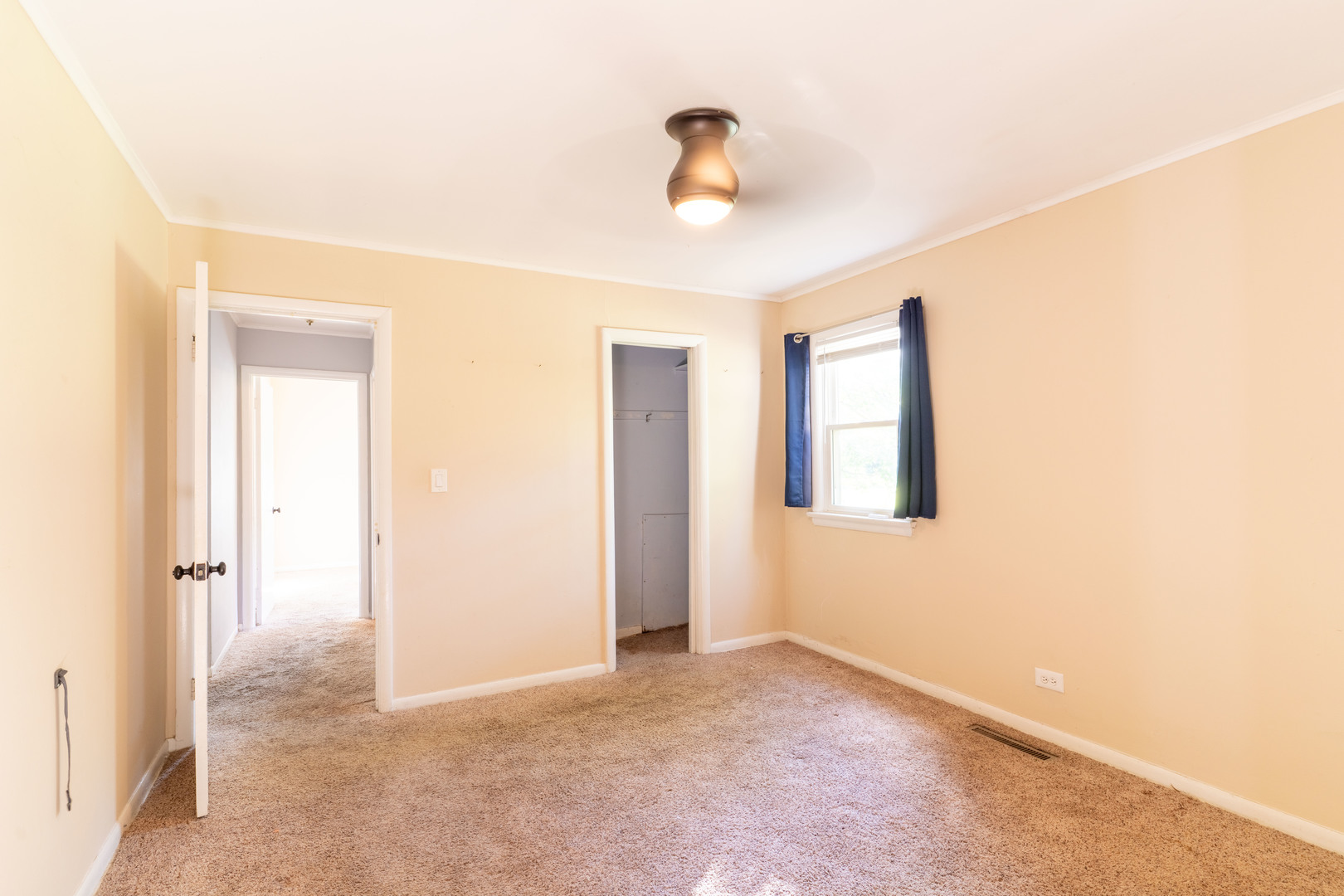 1392 W 52nd Place, La Grange Highlands, IL 60525