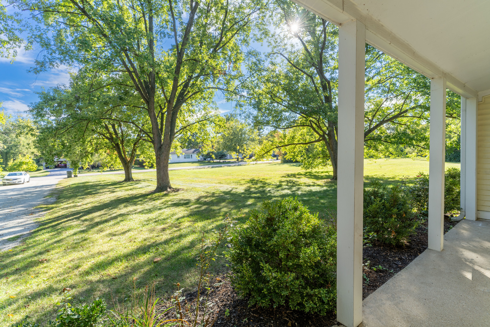 1392 W 52nd Place, La Grange Highlands, IL 60525