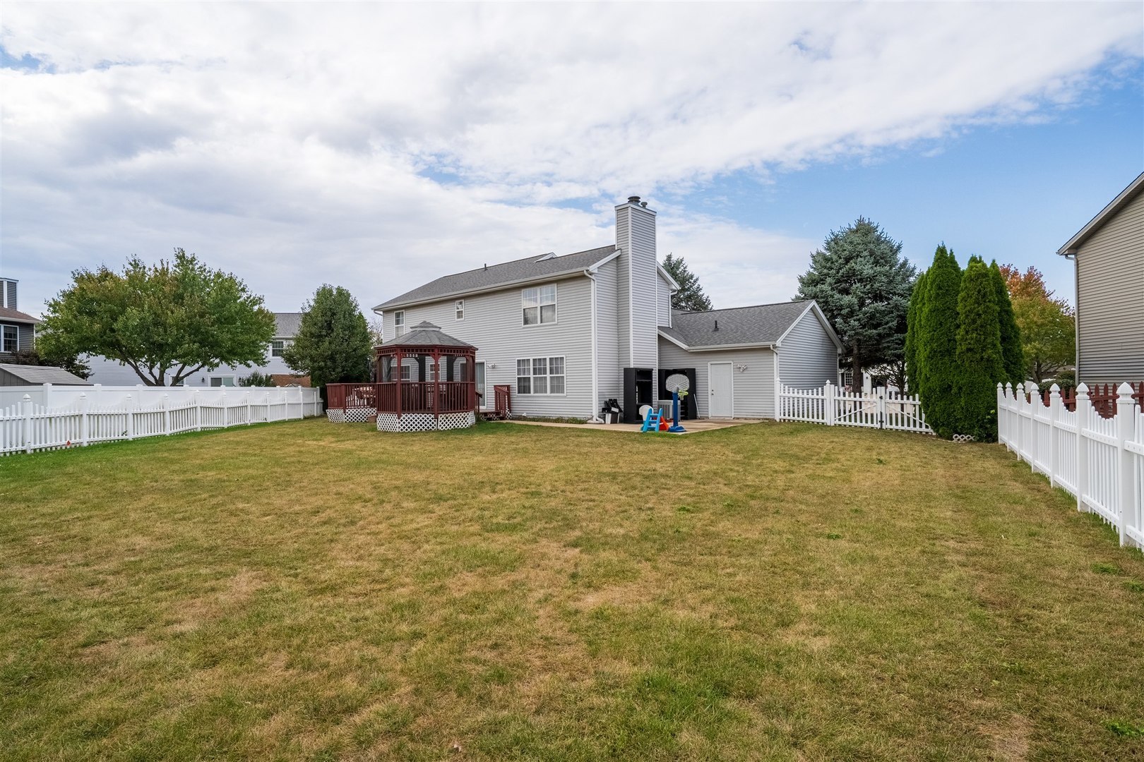 7 Melrose Court, Bloomington, IL 61704