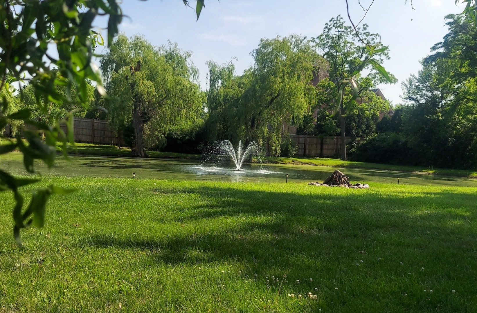 83 Wildwood Drive, Barrington, IL 60010