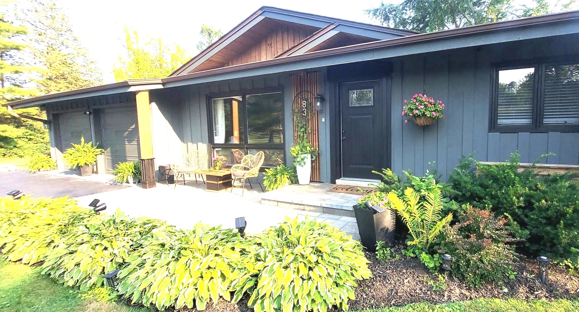 83 Wildwood Drive, Barrington, IL 60010