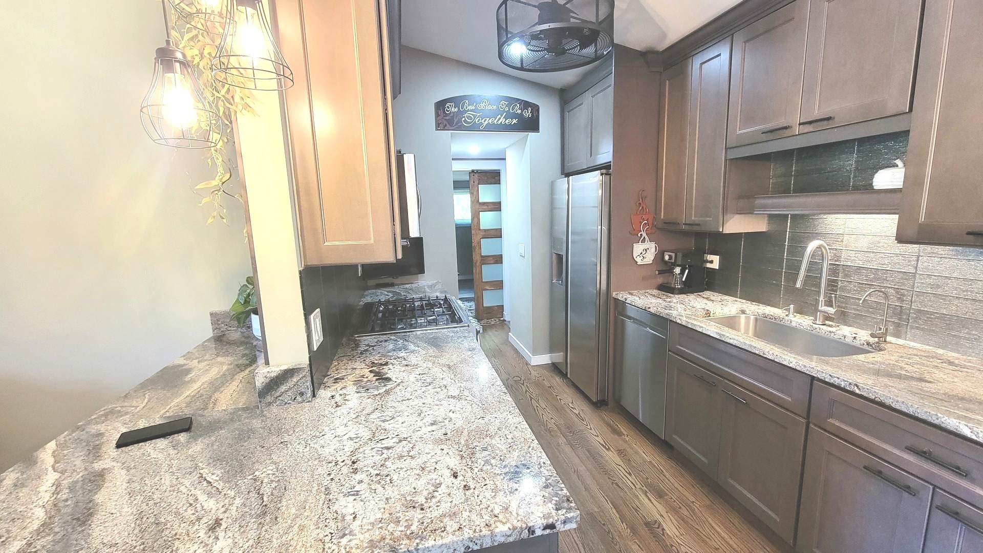 83 Wildwood Drive, Barrington, IL 60010