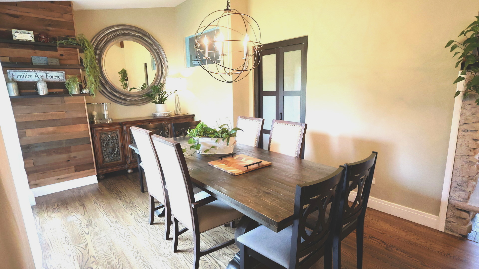 83 Wildwood Drive, Barrington, IL 60010