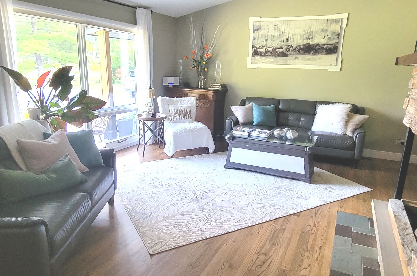 83 Wildwood Drive, Barrington, IL 60010