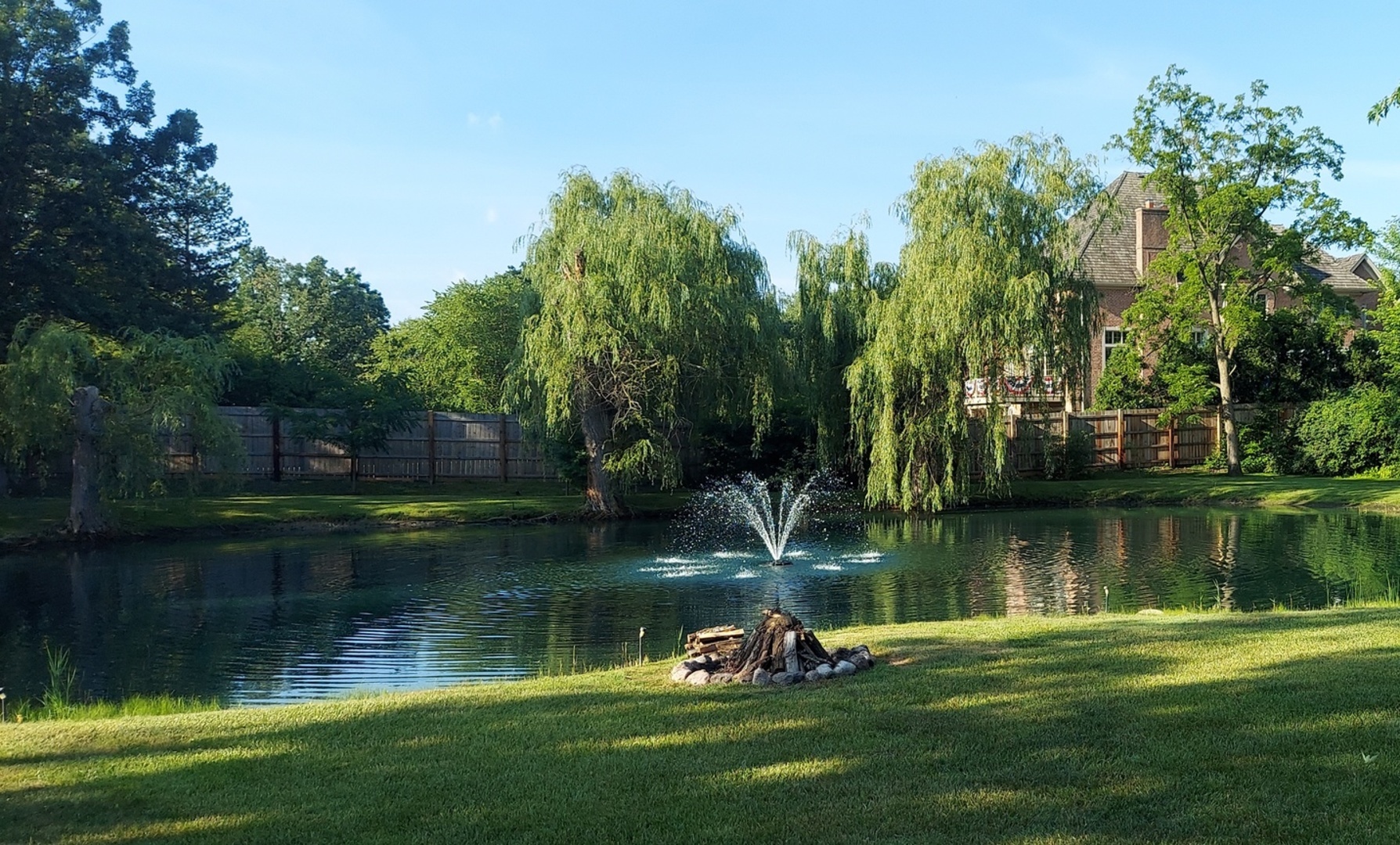 83 Wildwood Drive, Barrington, IL 60010