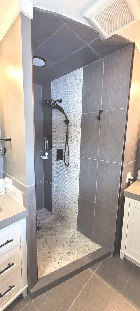 83 Wildwood Drive, Barrington, IL 60010