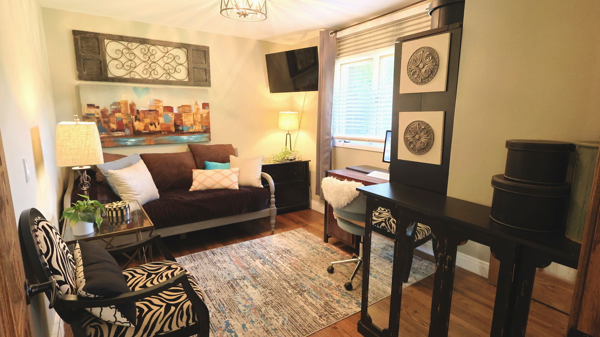 83 Wildwood Drive, Barrington, IL 60010