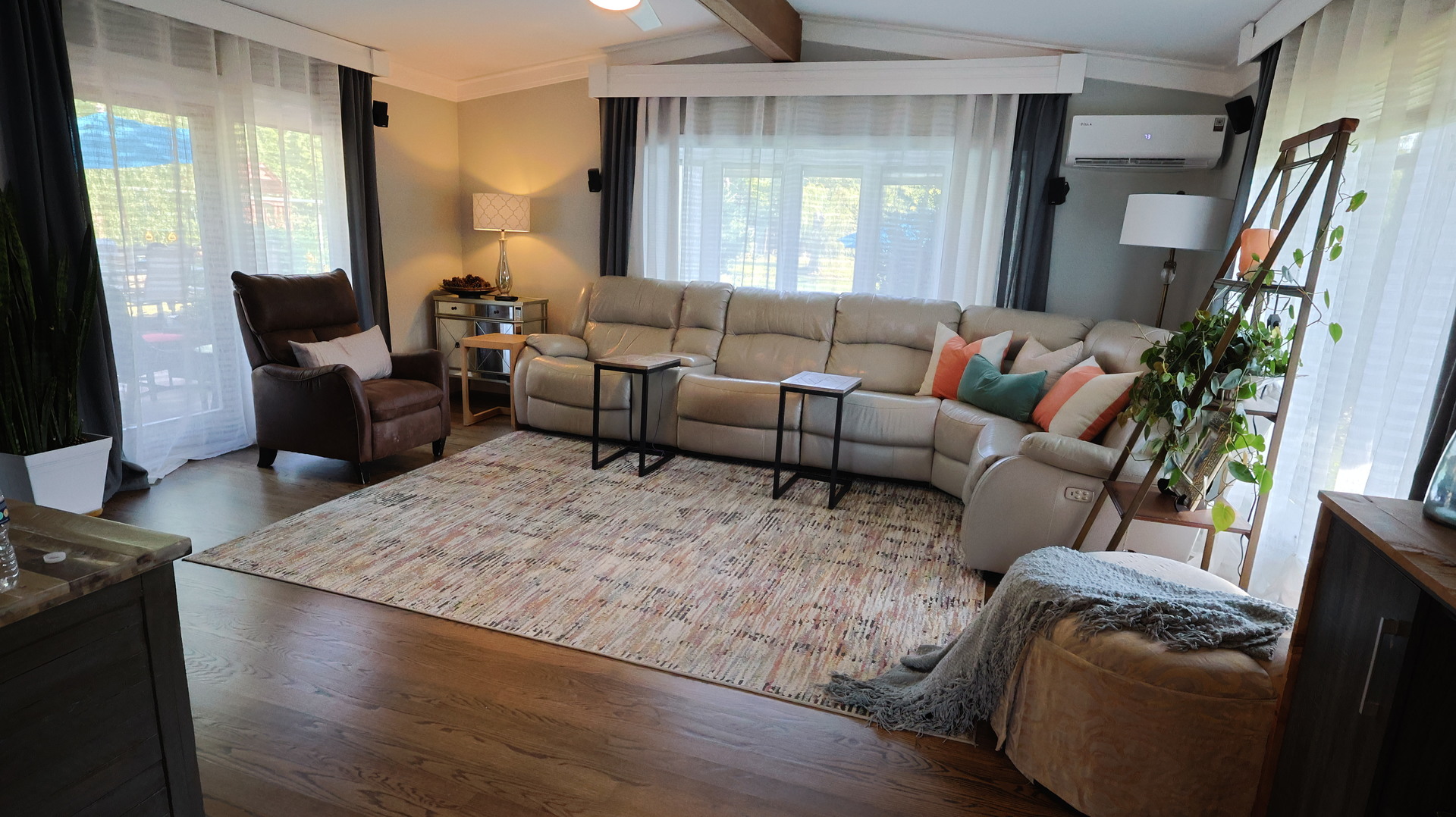 83 Wildwood Drive, Barrington, IL 60010