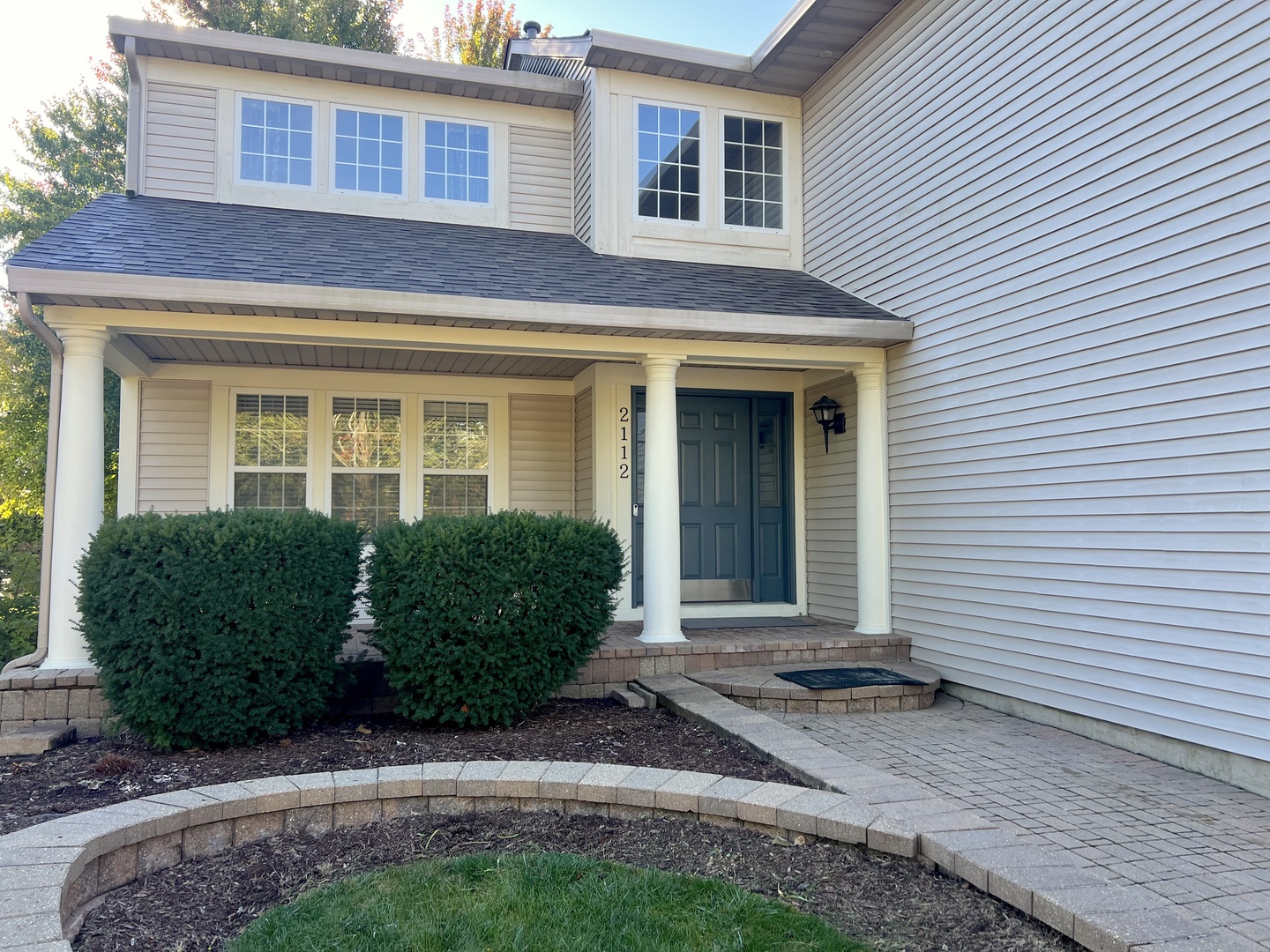 2112 Skylane Drive, Naperville, IL 60564