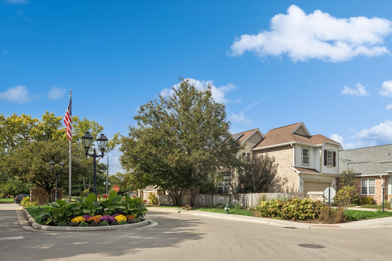 1618 Astor Avenue, Oakbrook Terrace, IL 60181