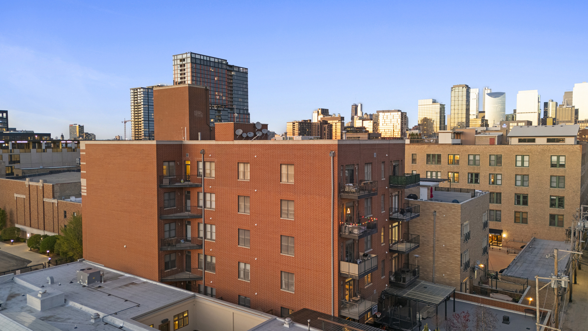 1355 W WASHINGTON Boulevard #4D, Chicago, IL 60607