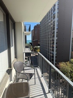 1400 N State Parkway #8E, Chicago, IL 60610