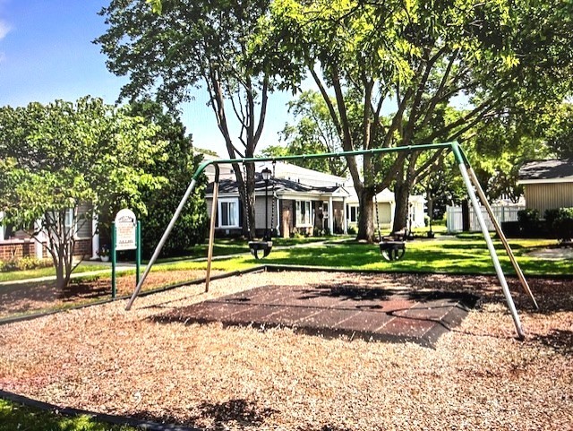 1451 Cove Drive #199D, Prospect Heights, IL 60070