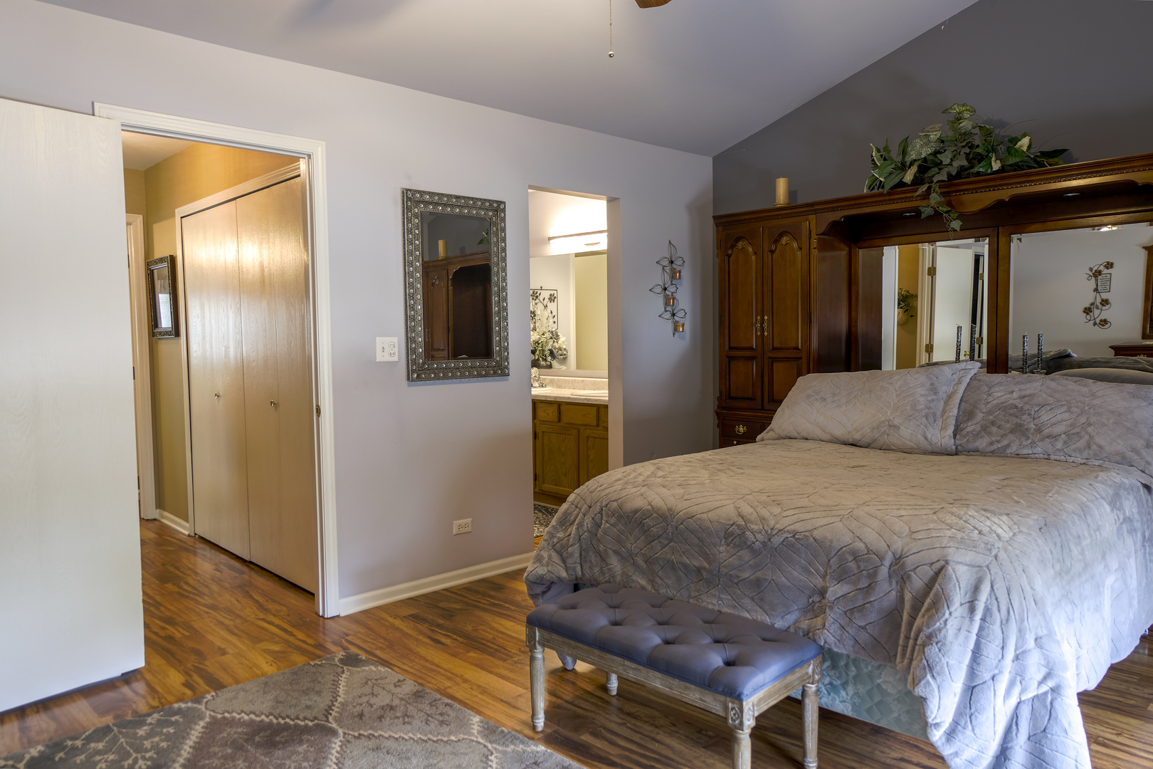 1408 Welland Court, Roselle, IL 60172