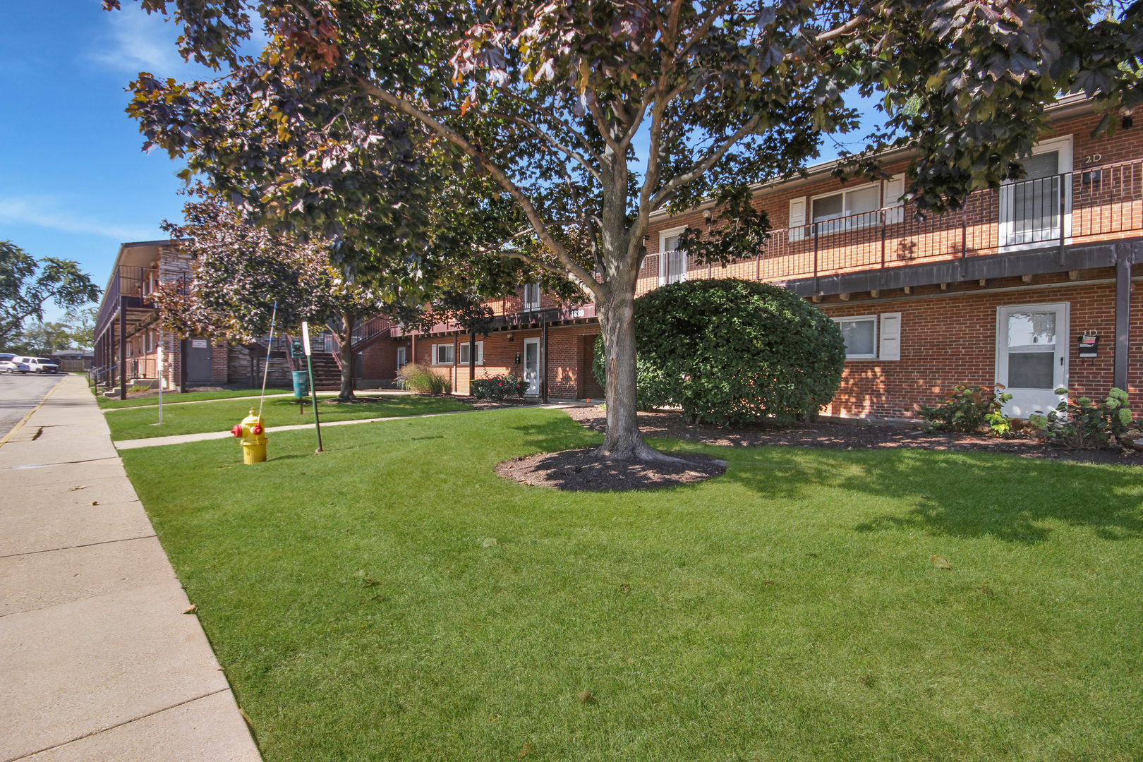 1900 Knightsbridge Drive #2B, Mount Prospect, IL 60056