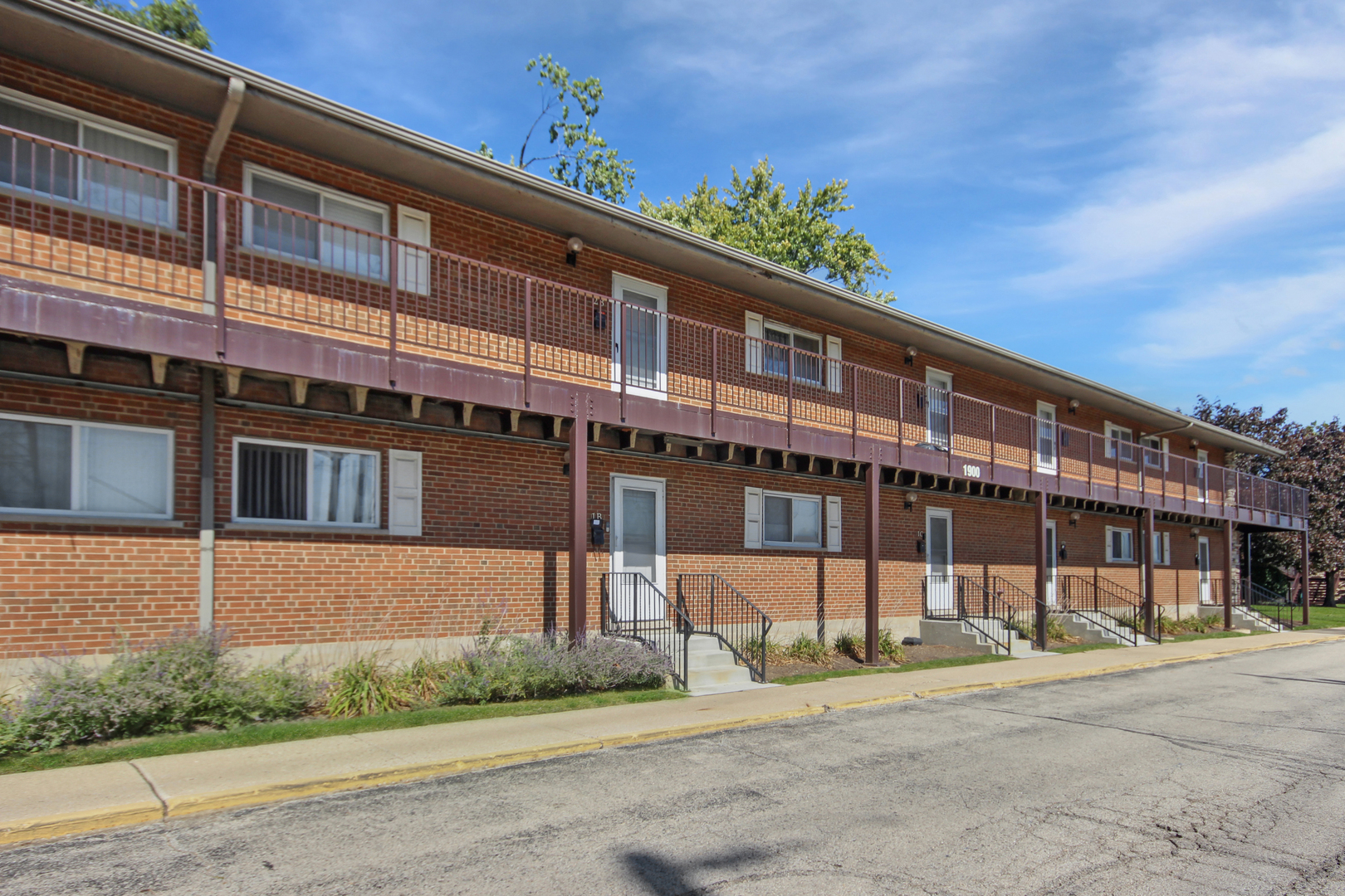 1900 Knightsbridge Drive #2B, Mount Prospect, IL 60056