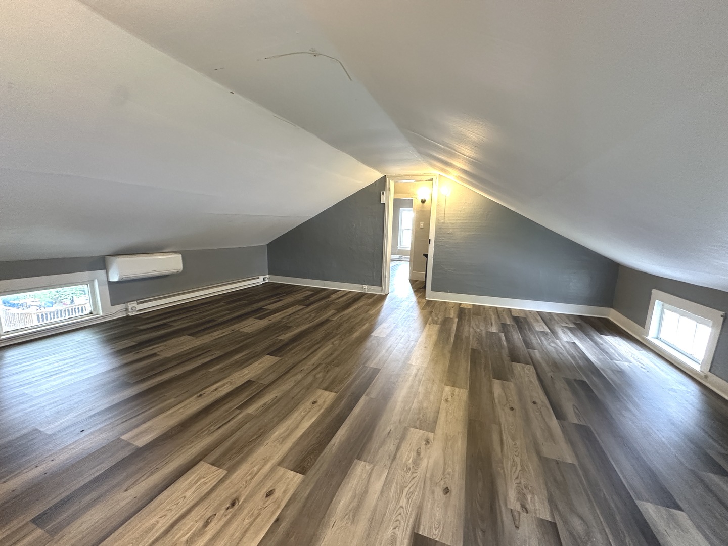 428 W High Street #B, Sycamore, IL 60178