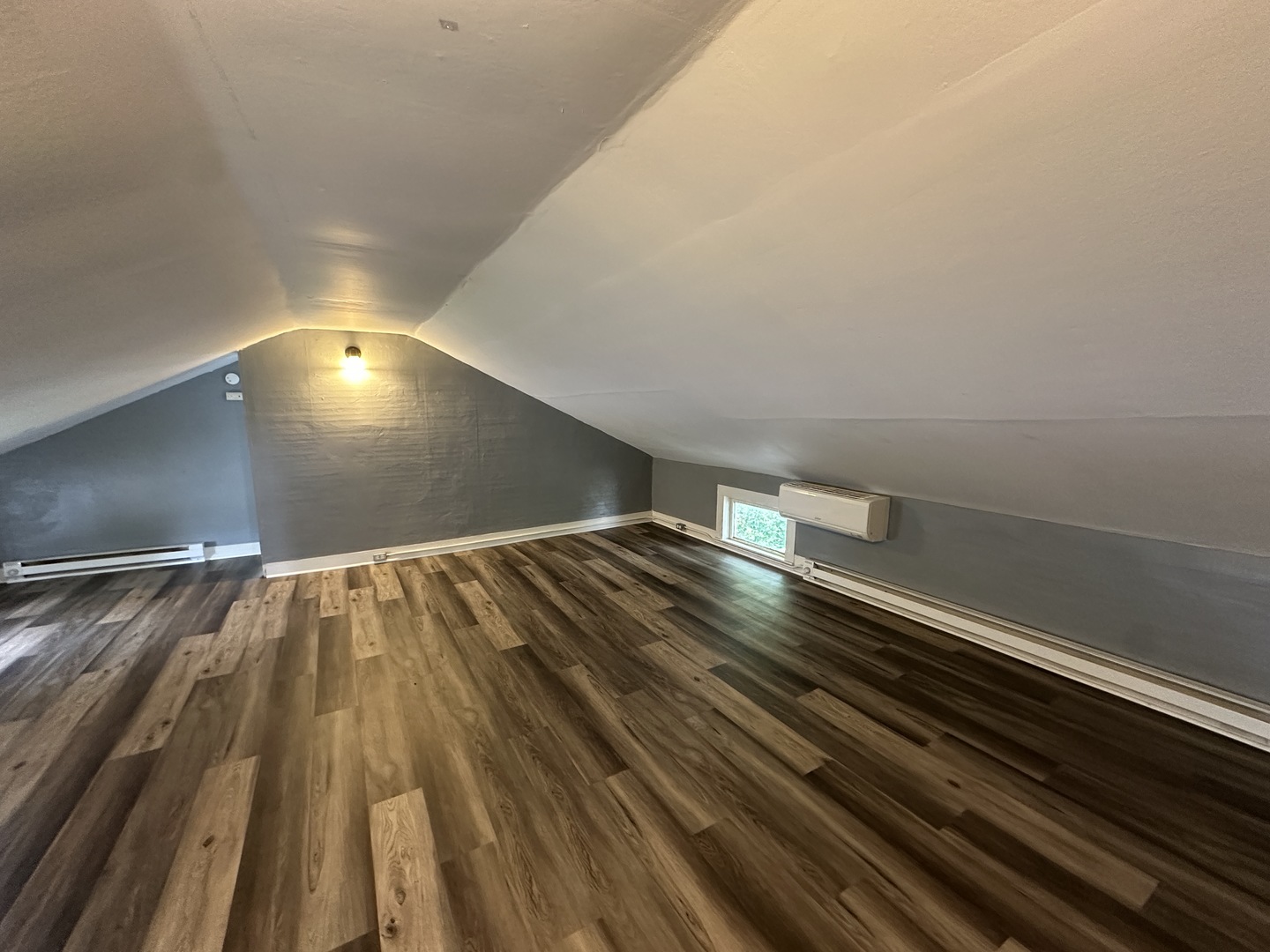 428 W High Street #B, Sycamore, IL 60178