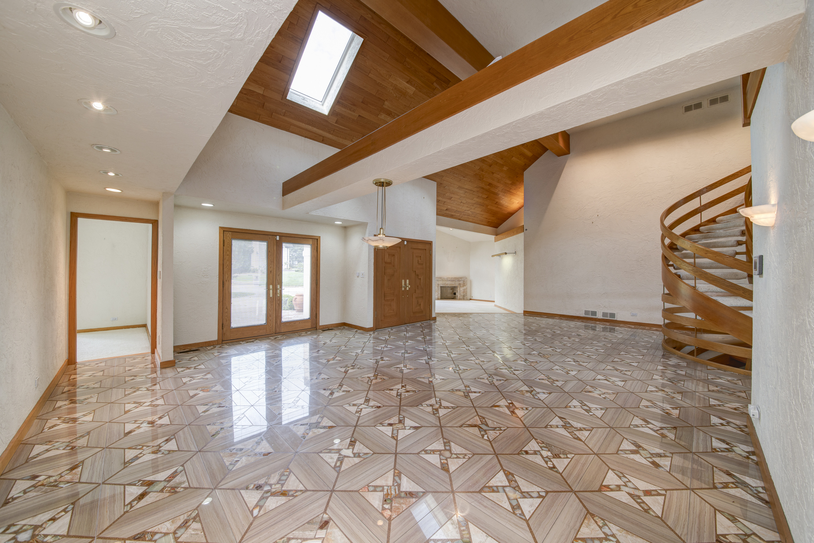 8170 Lake Ridge Drive, Burr Ridge, IL 60527