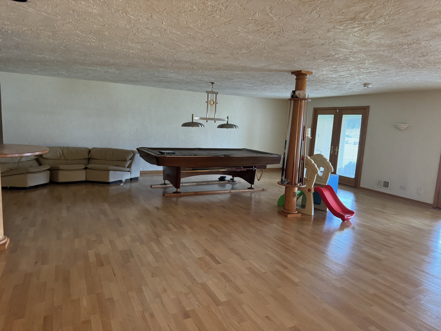 8170 Lake Ridge Drive, Burr Ridge, IL 60527