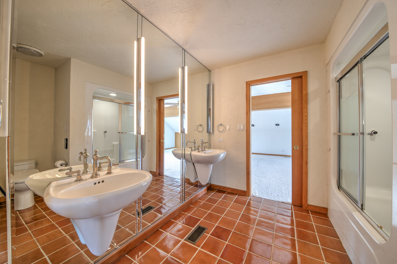 8170 Lake Ridge Drive, Burr Ridge, IL 60527