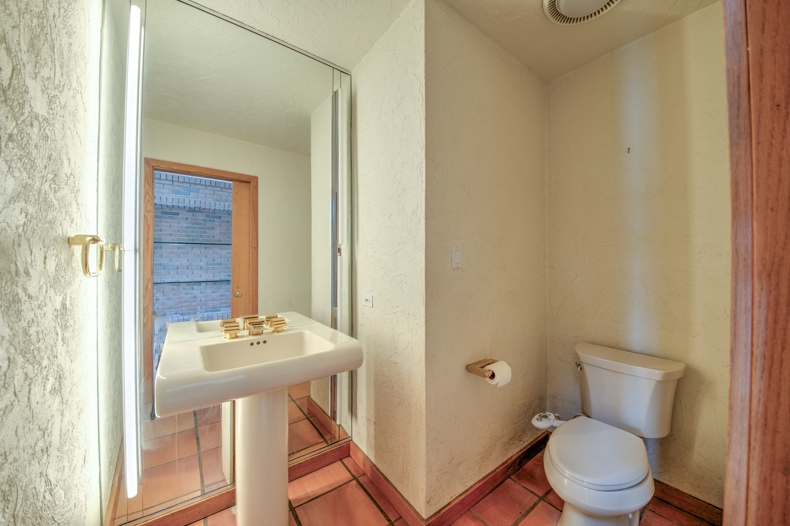 8170 Lake Ridge Drive, Burr Ridge, IL 60527