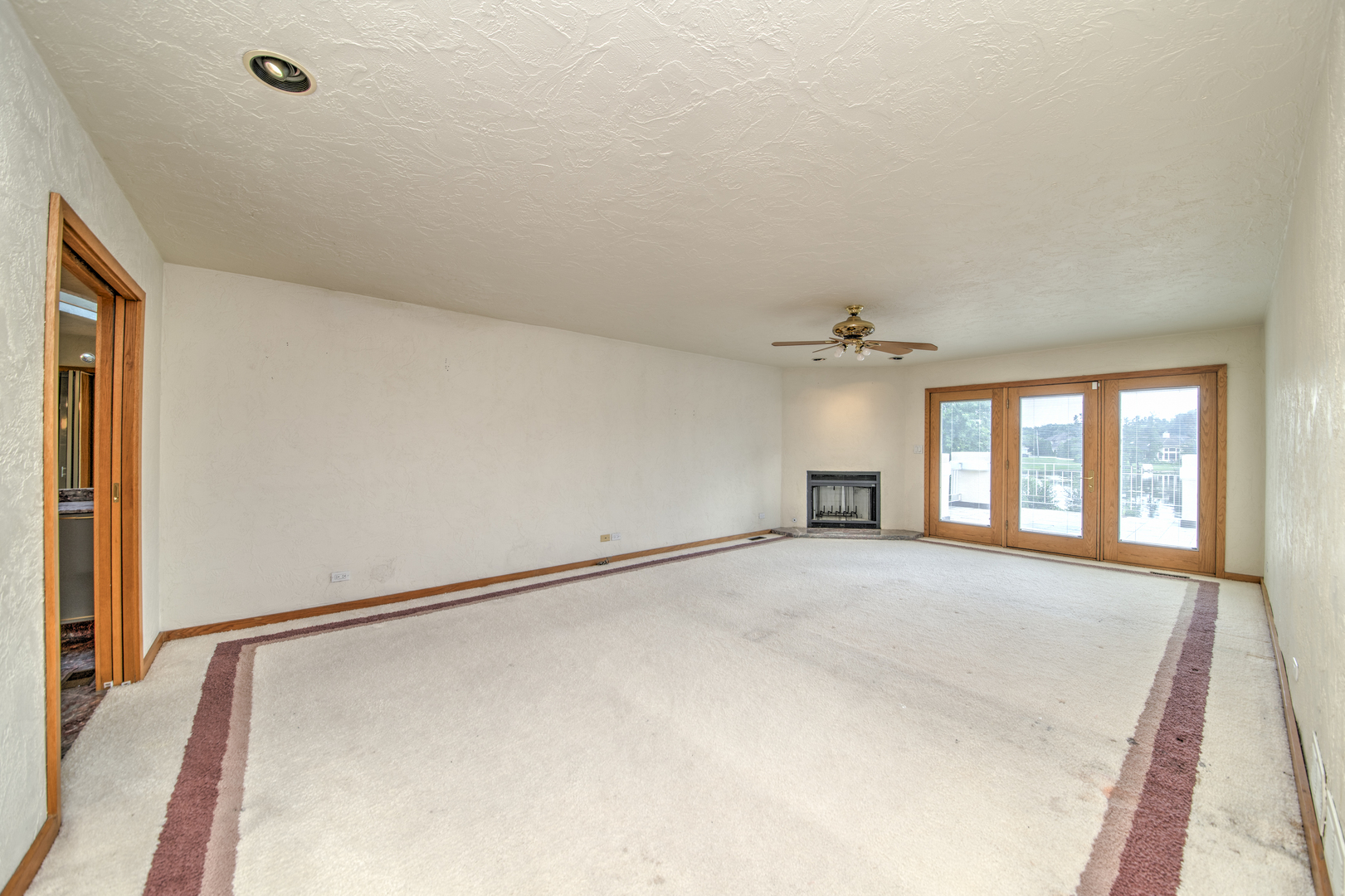 8170 Lake Ridge Drive, Burr Ridge, IL 60527