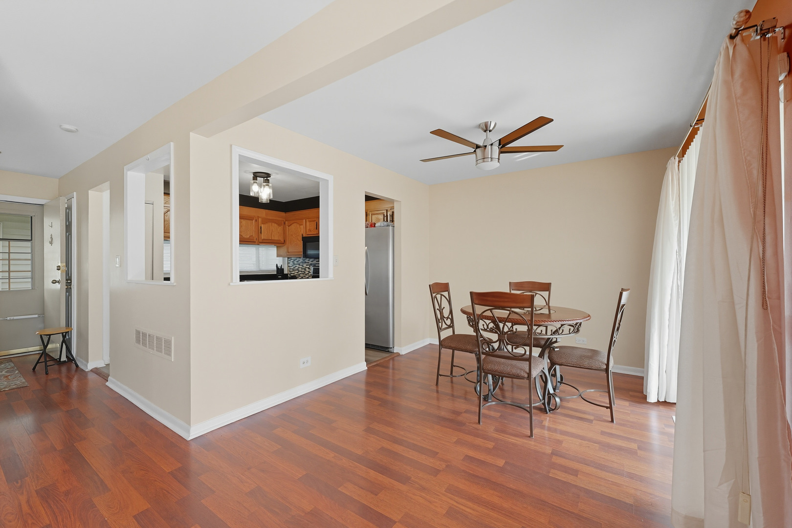 18638 Golfview Drive, Hazel Crest, IL 60429