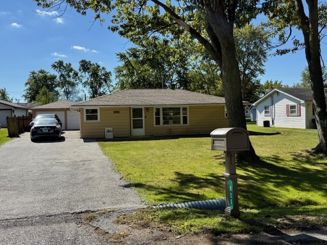 829 W Windsor Avenue, Crete, IL 60417