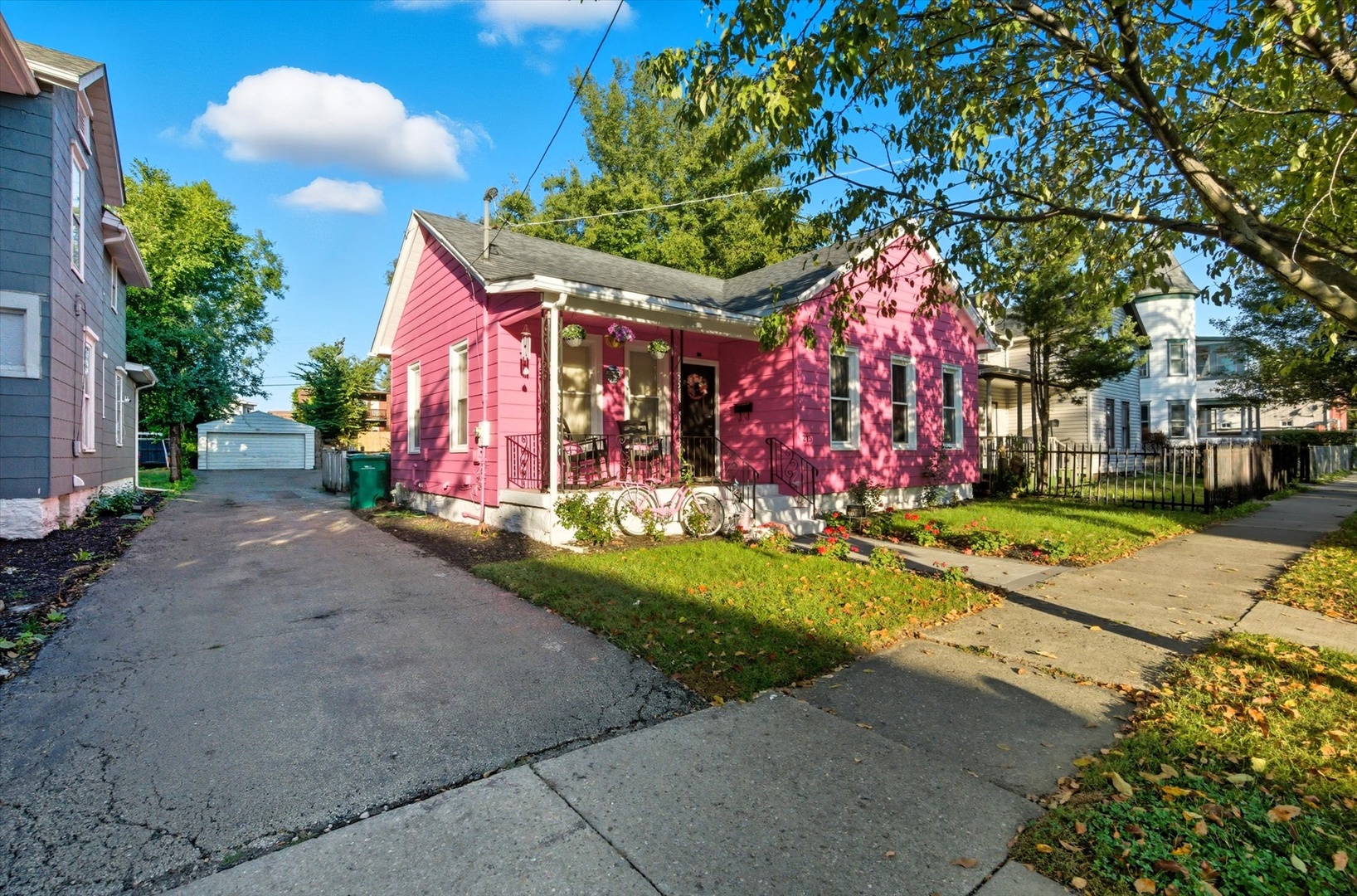 215 Parks Avenue, Joliet, IL 60432