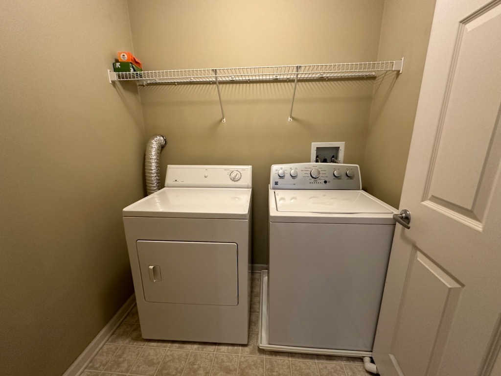 5100 W 96th Street #232, Oak Lawn, IL 60453